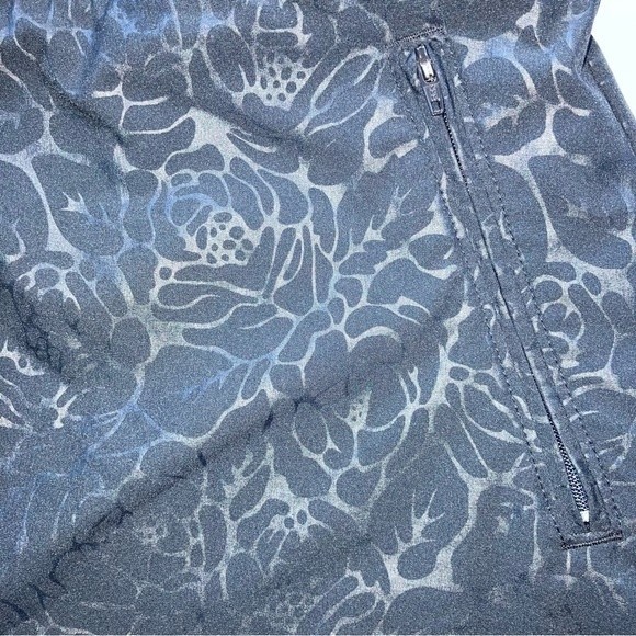 Orvis Women's Embossed Pull-On Active Skort Travel Skirt Pockets Size Medium - Picture 9 of 11